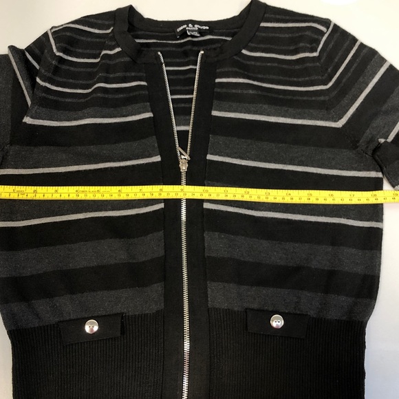 Ladies Zippered Cardigan, Black with Striping, Slim fit, Sz Lg Petite - Picture 10 of 11